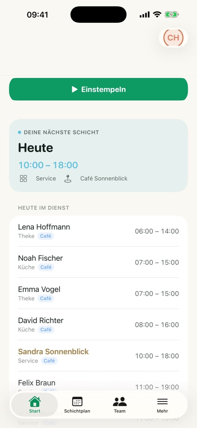 Crew-OS Team-App auf dem iPhone: Startseite mit Einstempeln und den nächsten Schichten